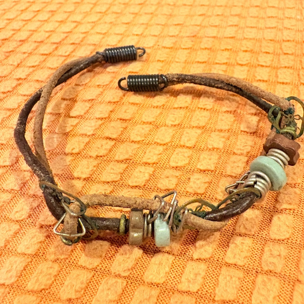 Pre Owned Leather Twisted Bracelet